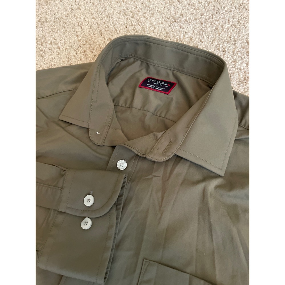 UNTUCKit Men's Performance Shirt Medium Olive Green Nylon Stretch Long Sleeve